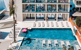 Central Park Premium Hotel